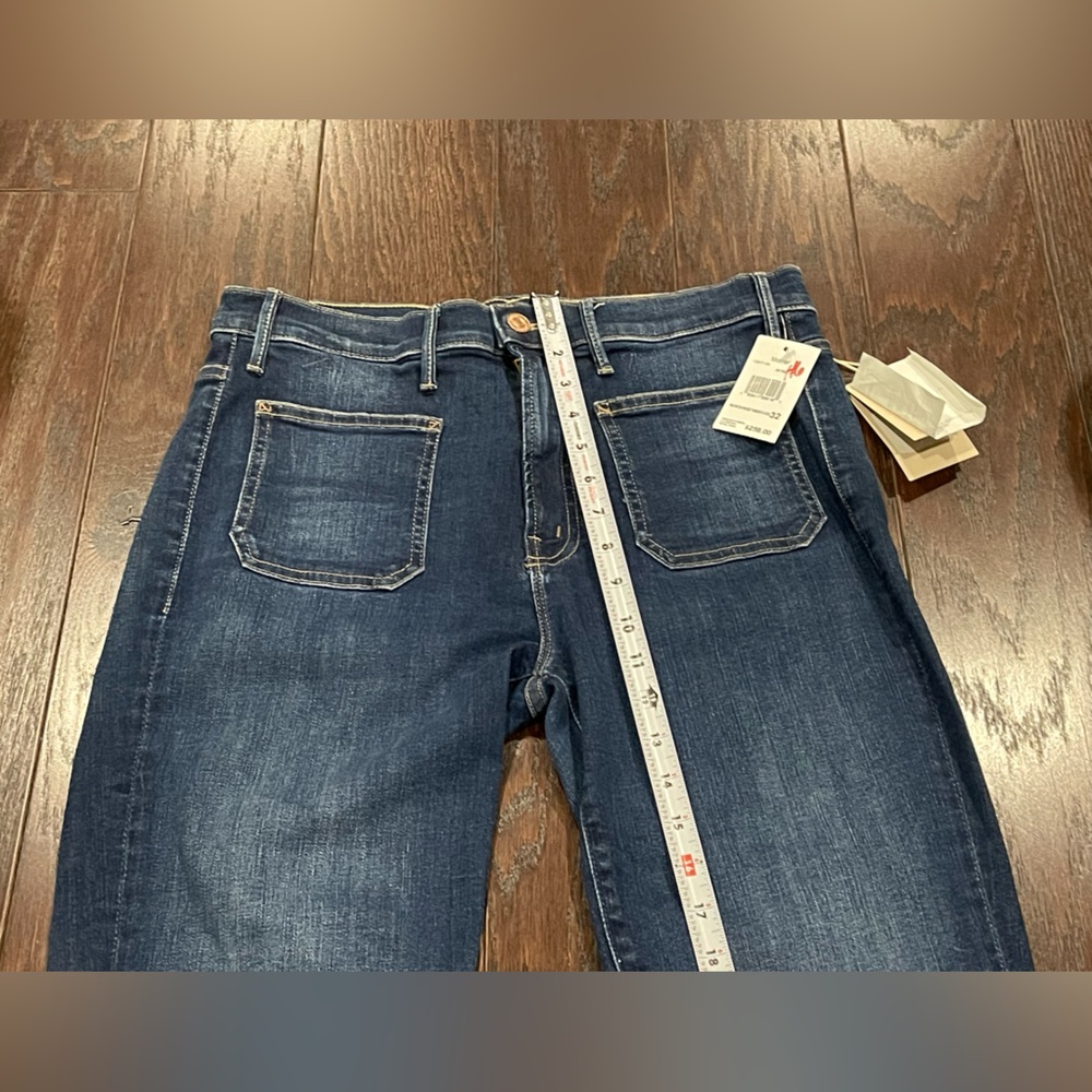 Mother Patch Pocket Insider Flood Jeans Women Size 32  English  Chic - Picture 6 of 14